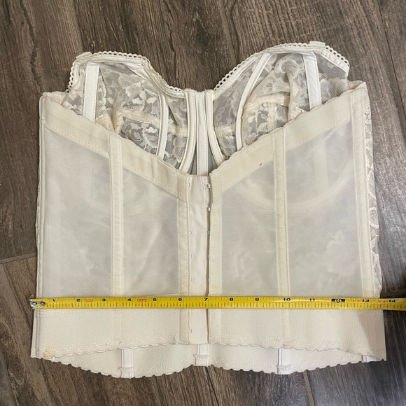Vintage Goddess Corset Bustier Bra Top Sheer Cream Lace 36 DD - Picture 15 of 15
